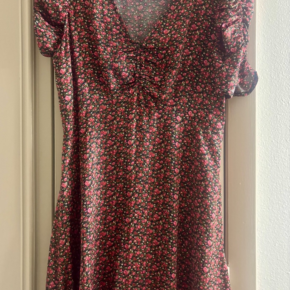 GAP Pink and Green Floral Blouse